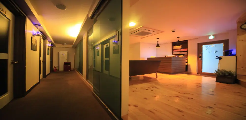 곡반정동 청담프리미엄 마사지샵 사진 4