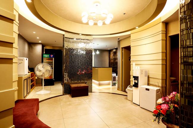 논현동 티파니타이 마사지샵 사진 1