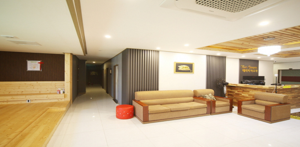 수성동2가 더썸테라피아로마 마사지샵 사진 3