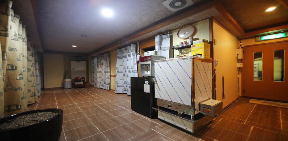 더샤론스웨디시