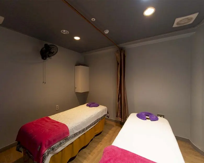 용호동 왕실전통마사지 마사지샵 사진 5