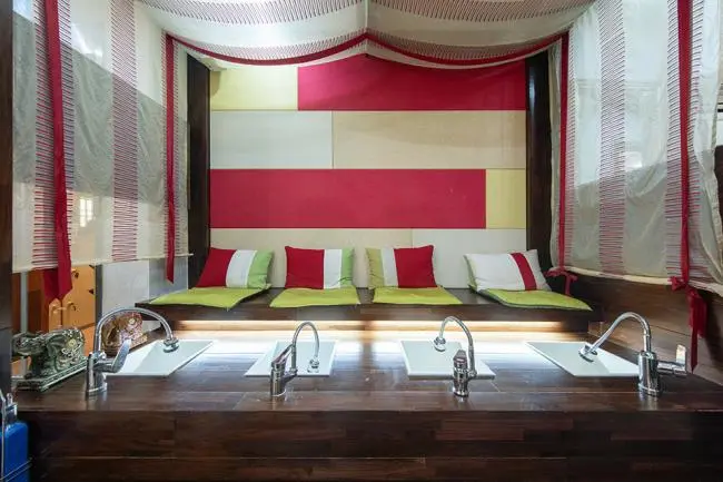 신촌데일리타이