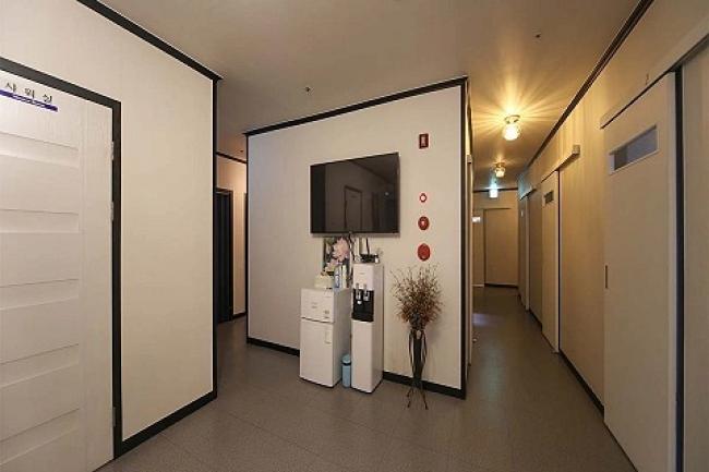 진영리 퀸스포츠아로마 마사지샵 사진 3