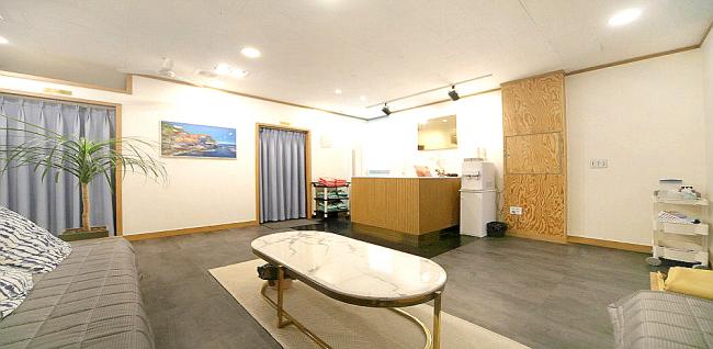 플로라풋앤바디