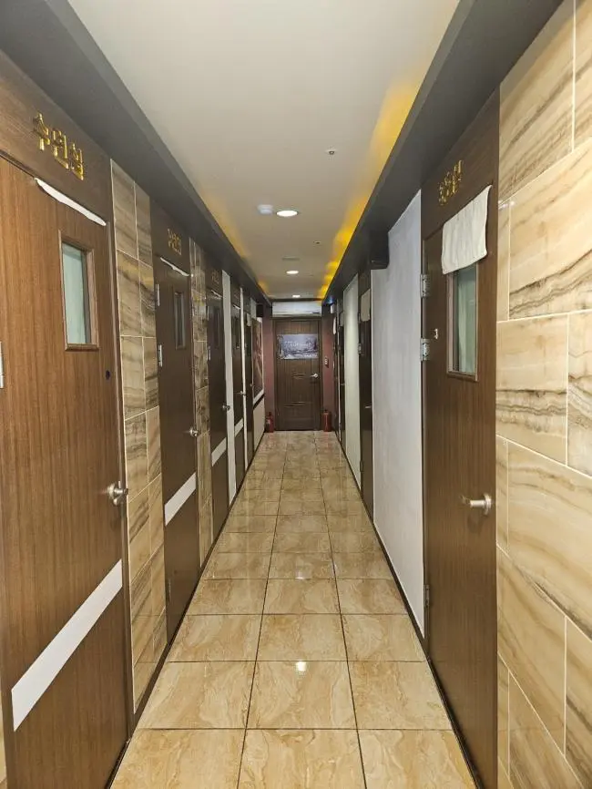 로즈타이테라피