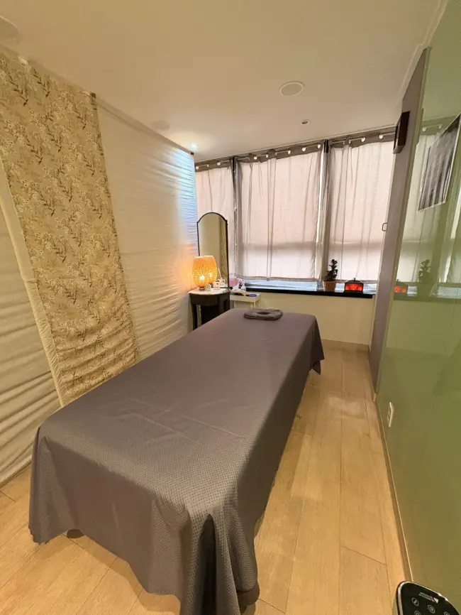 여의도동 엠마오테라피 마사지샵 사진 1