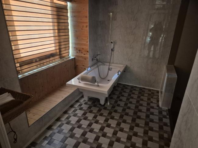 여좌동 흠뻑스웨디시 마사지샵 사진 2