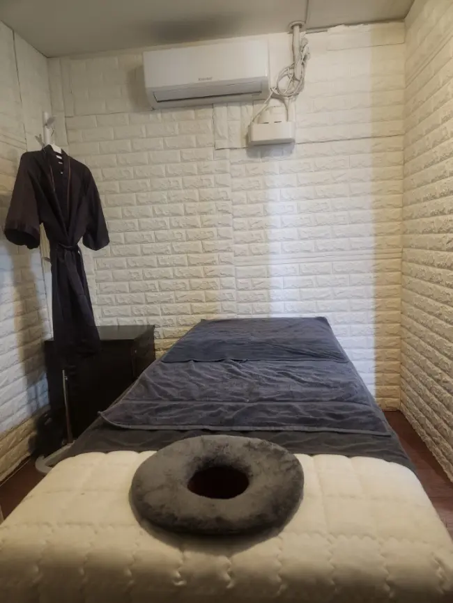 동교동 홍대마사지 마사지샵 사진 1